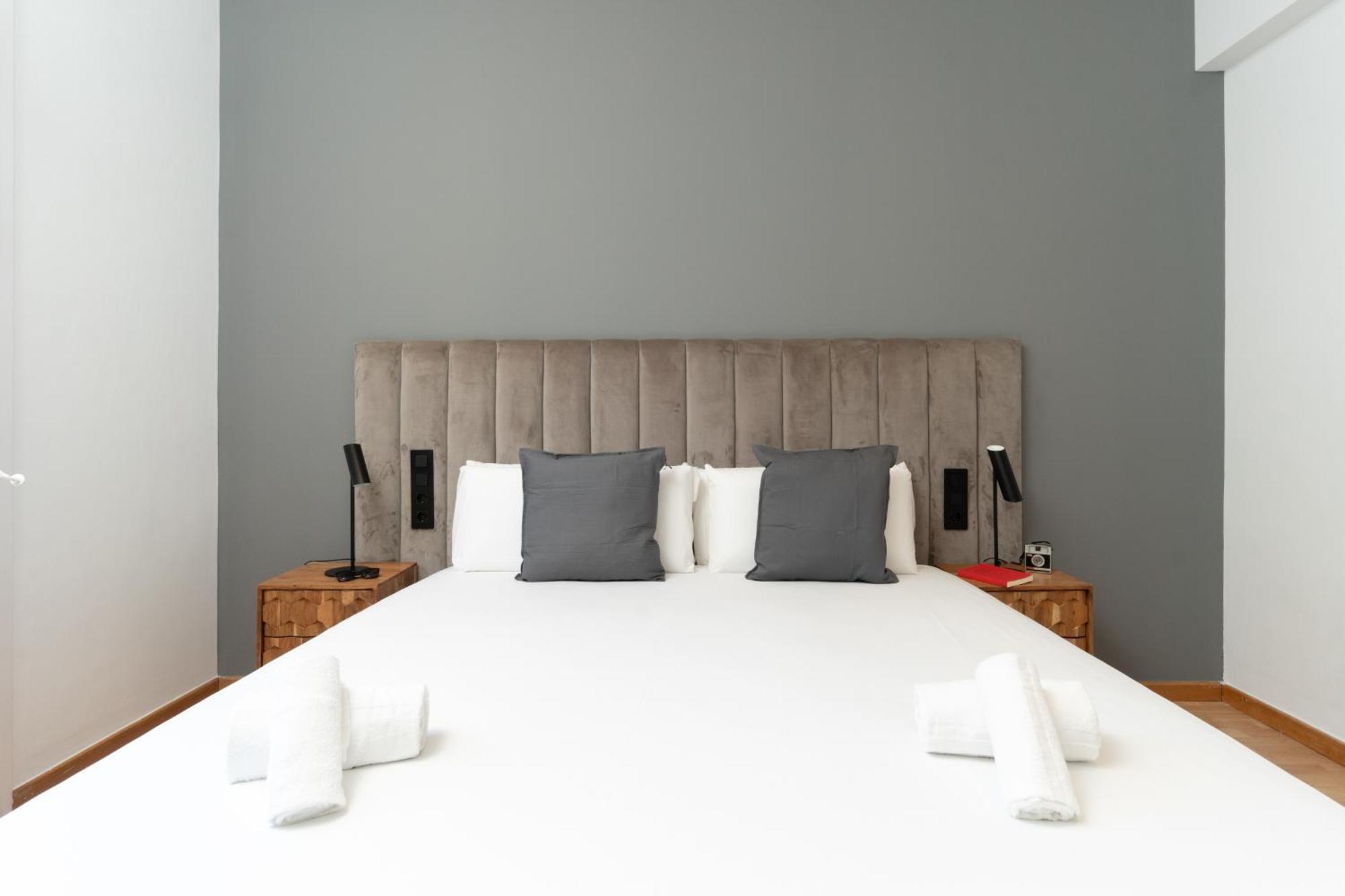 Apartament Tsa Gran Via Barcelona Zewnętrze zdjęcie
